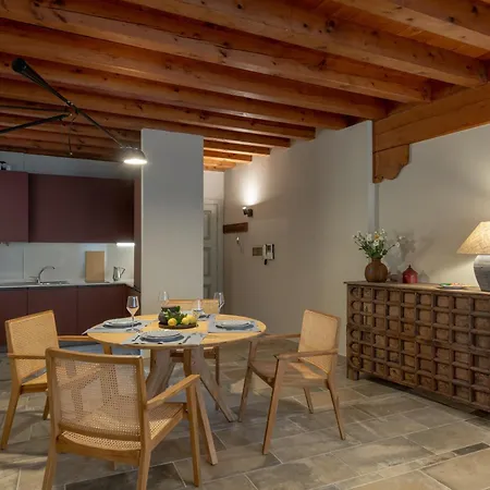 דירה Cosy Renovated Flat In The Center פאדנג'ה סול גארדה